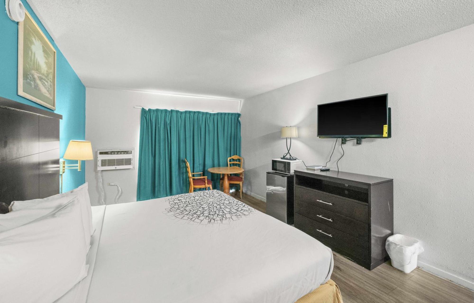 Executive Inn Rusk エクステリア 写真